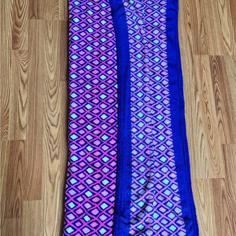 ⚠️Vera Bradley Purple and Pink Diamond Fleece Throw Blanket⚠️